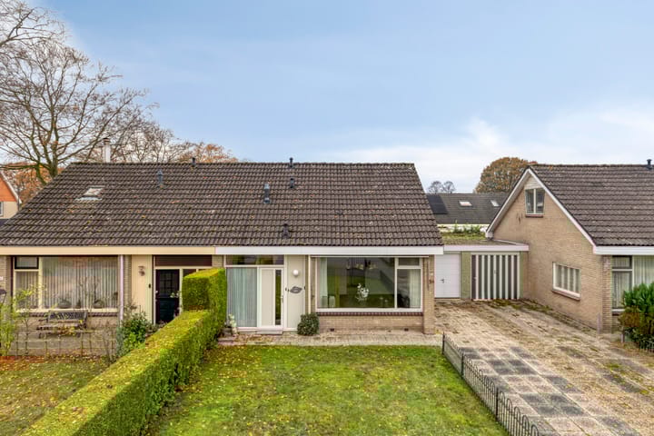 Photo 7 of Trumanstraat 54