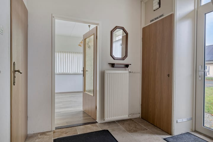 Photo 13 of Trumanstraat 54