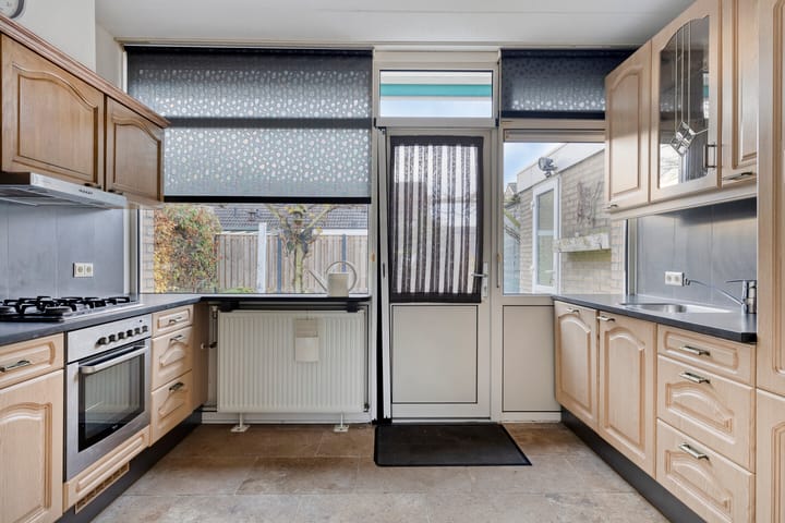 Photo 17 of Trumanstraat 54