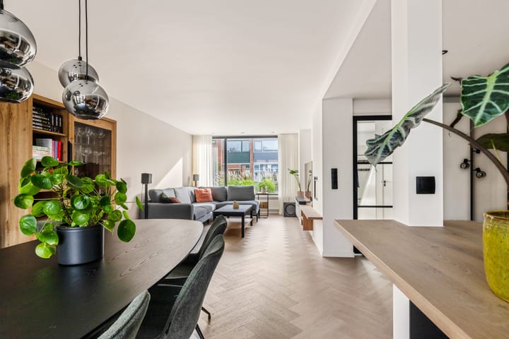 Photo 3 of Hoefbladstraat 10