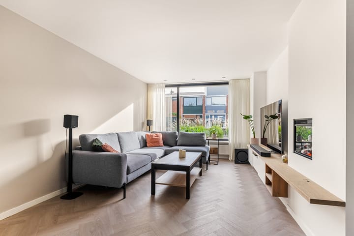 Photo 4 of Hoefbladstraat 10