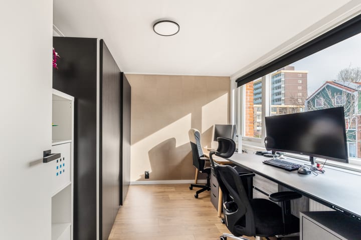 Foto 14 van Hoefbladstraat 10