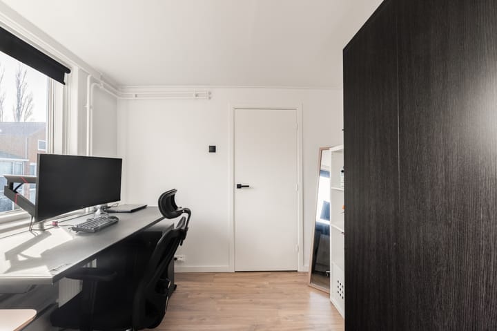 Foto 15 van Hoefbladstraat 10