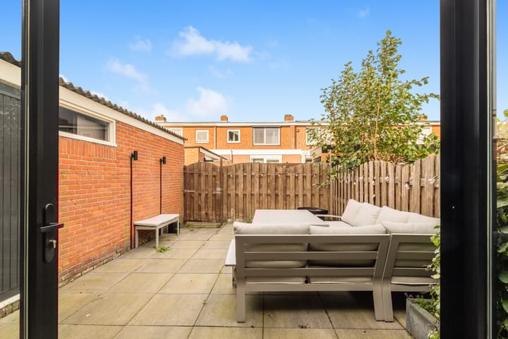 Foto 20 van Hoefbladstraat 10