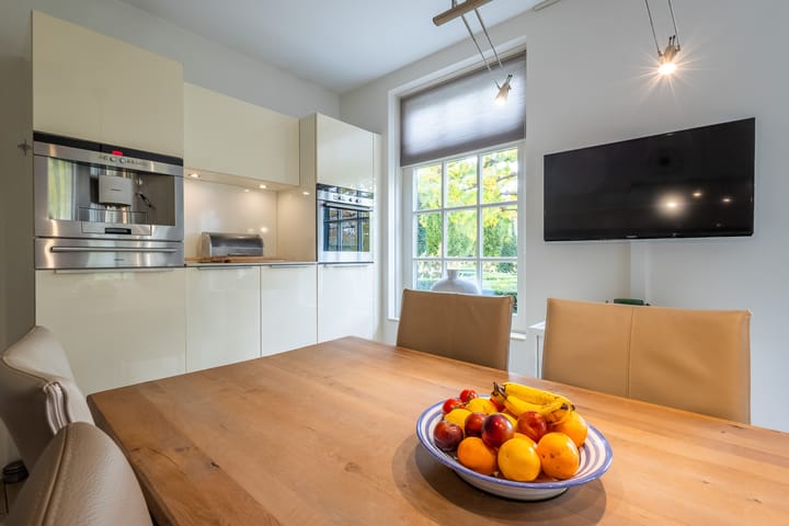 Photo 12 of Lemselosestraat 25