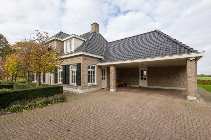 Photo 37 of Lemselosestraat 25