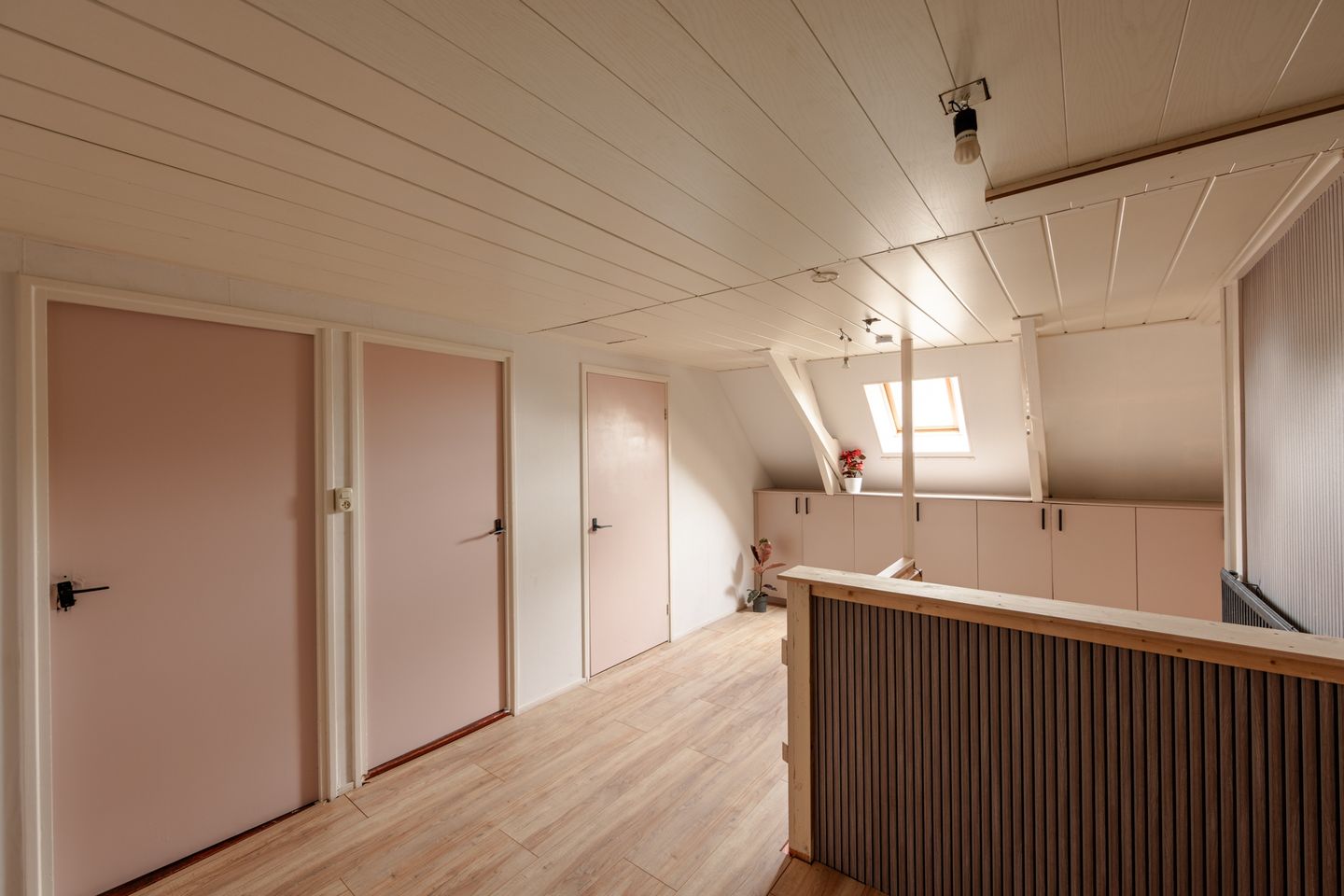 Photo 29 of Buren 19