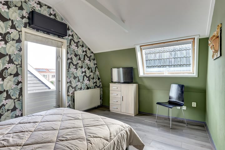 Foto 21 van Broekerhavenweg 131