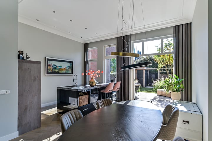 Photo 9 of Goltziusstraat 18