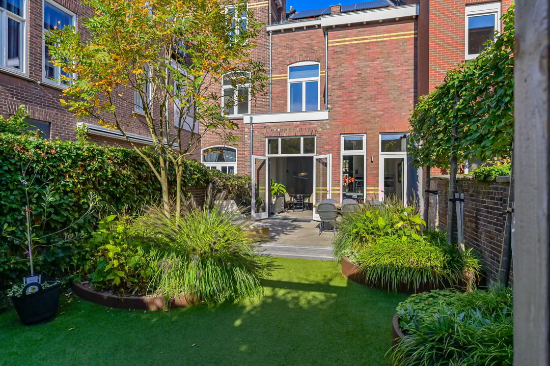 Photo 11 of Goltziusstraat 18