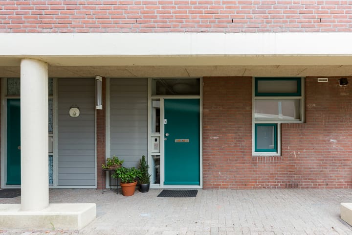 Foto 6 van Saturnus 40