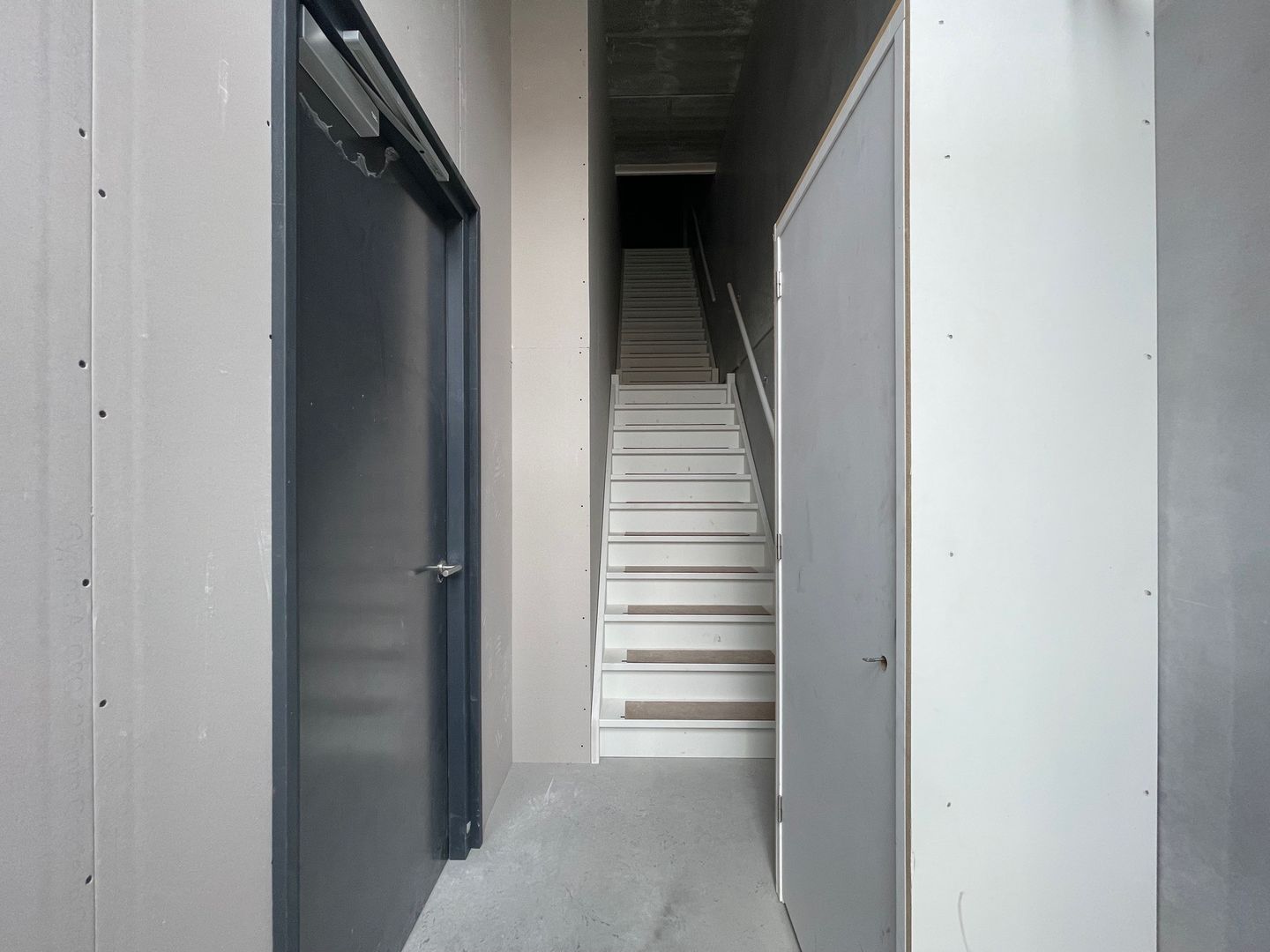 Bekijk foto 3 van Industrieweg 14-E