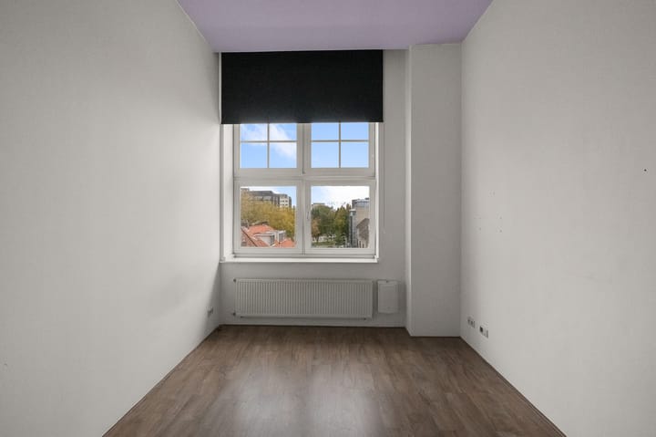 Photo 18 of Westzijde 213-F7