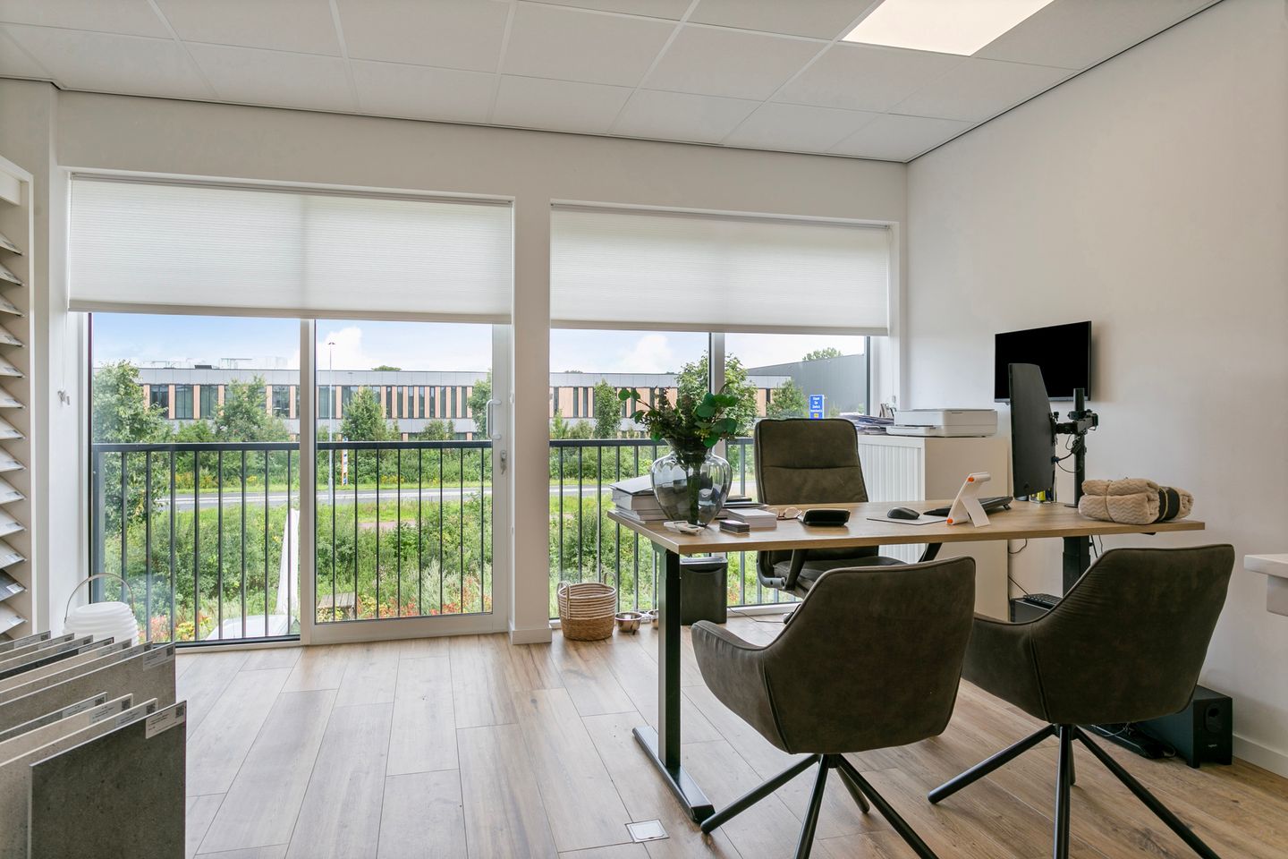 View photo 5 of Kering 2-0023