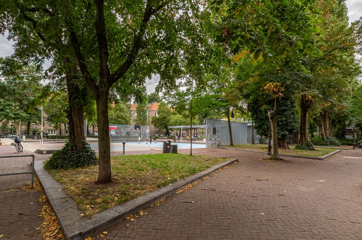 Photo 19 of Rochussenstraat 10-2