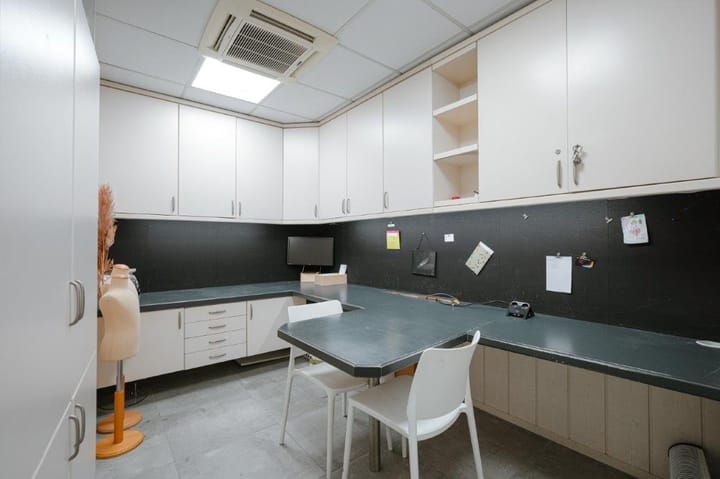 Photo 12 of Stationsstraat 7-A