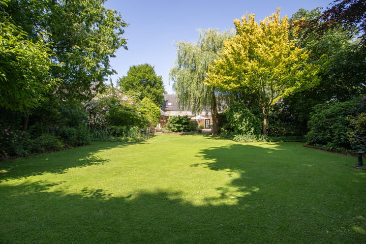 Photo 2 of Lindenstraat 14