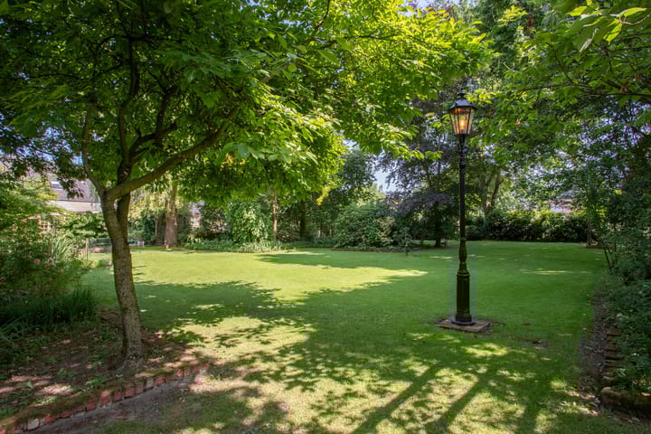 Photo 31 of Lindenstraat 14