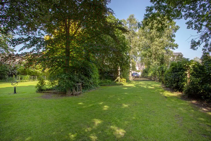 Photo 32 of Lindenstraat 14