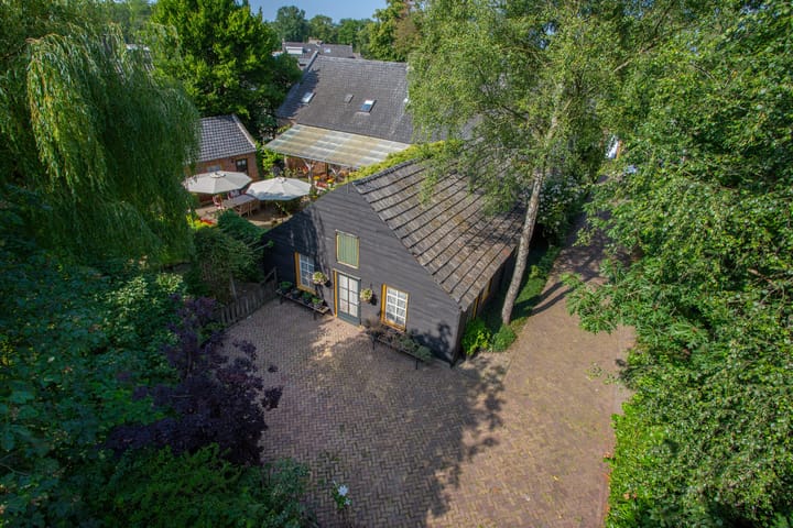 Photo 37 of Lindenstraat 14