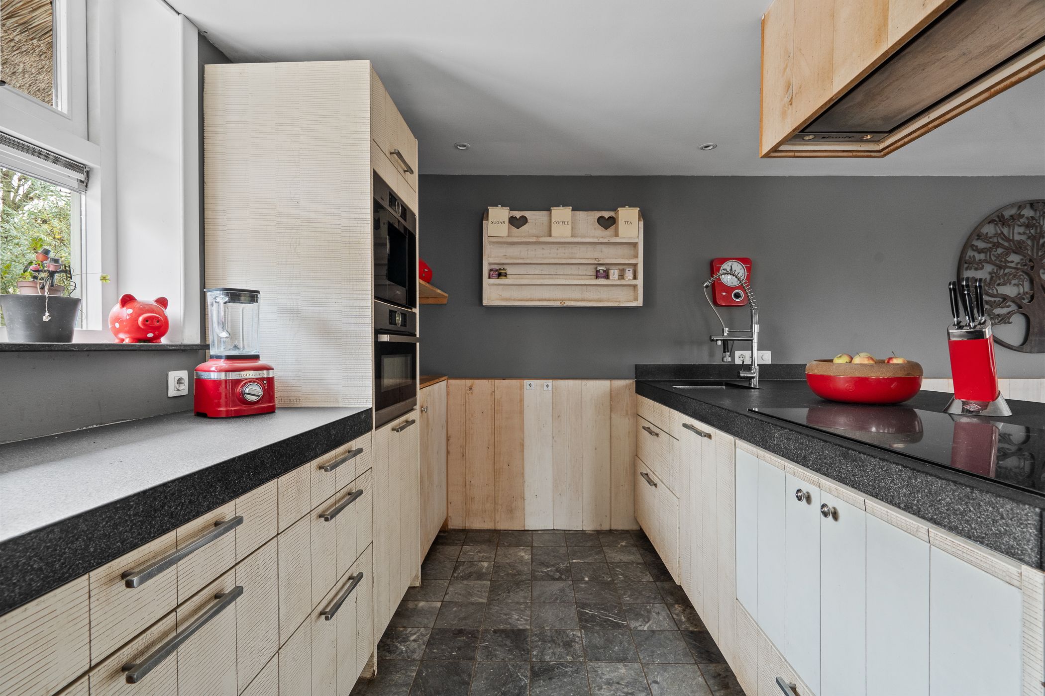 Foto 21 van Benedeneind NZ 384