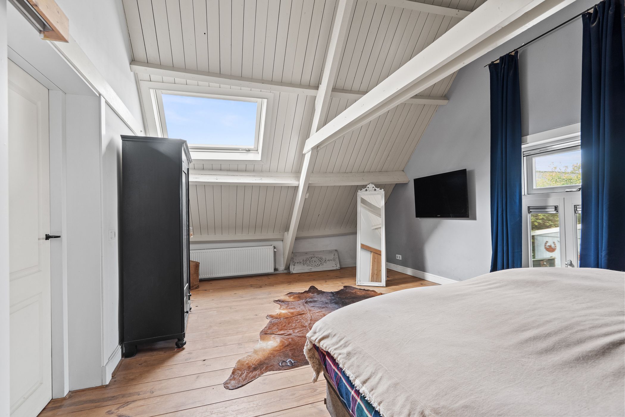 Foto 54 van Benedeneind NZ 384