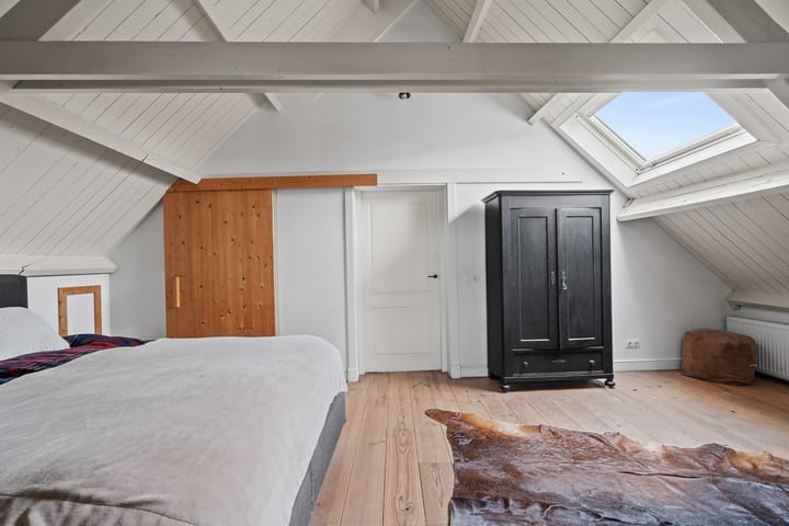 Photo 55 of Benedeneind NZ 384