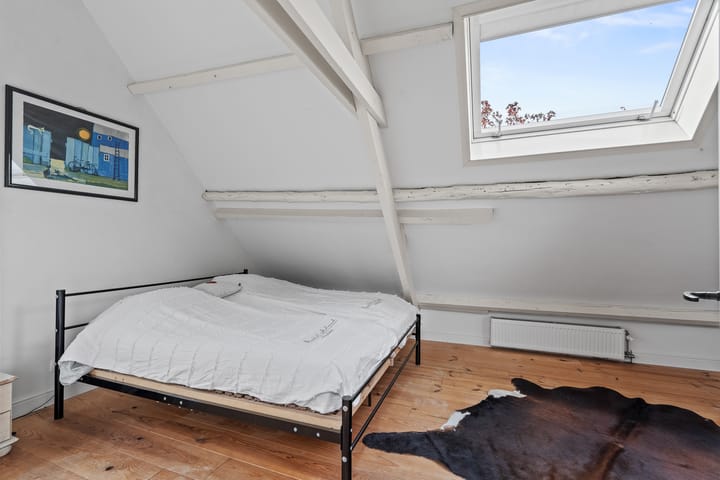 Photo 56 of Benedeneind NZ 384