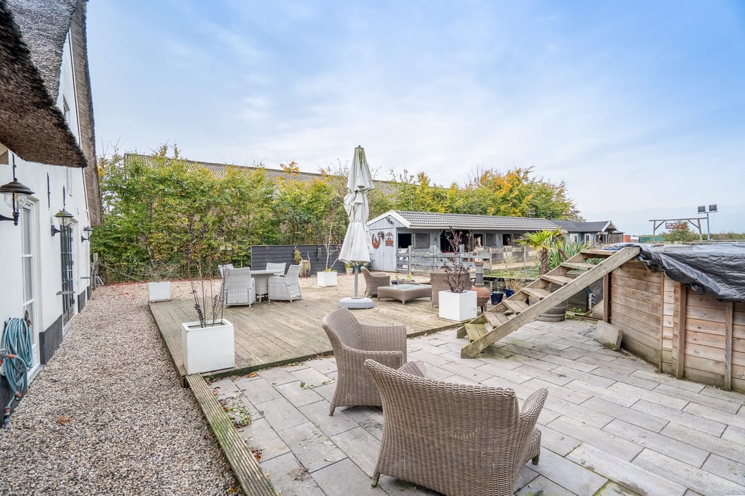 Foto 73 van Benedeneind NZ 384