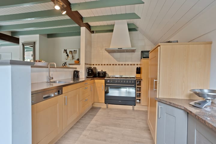 Photo 17 of Meentheweg 16