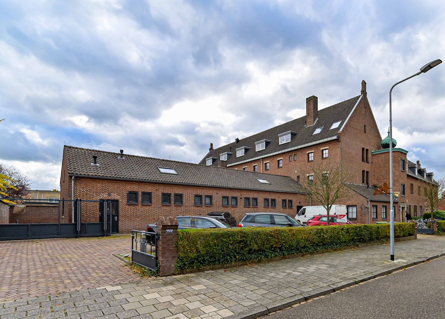 Photo 34 of Monseigneur Zwijsenstraat 2-C