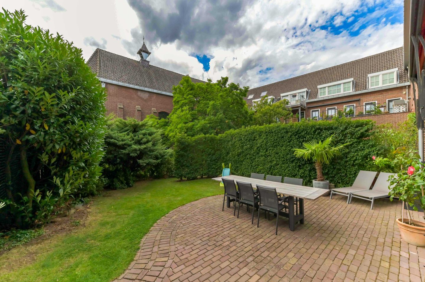 Photo 35 of Monseigneur Zwijsenstraat 2-C