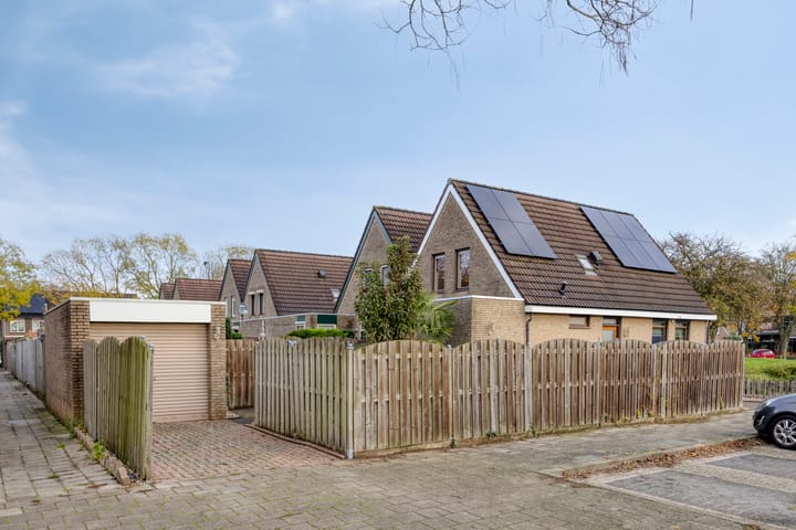 Photo 2 of Colenbranderstraat 2