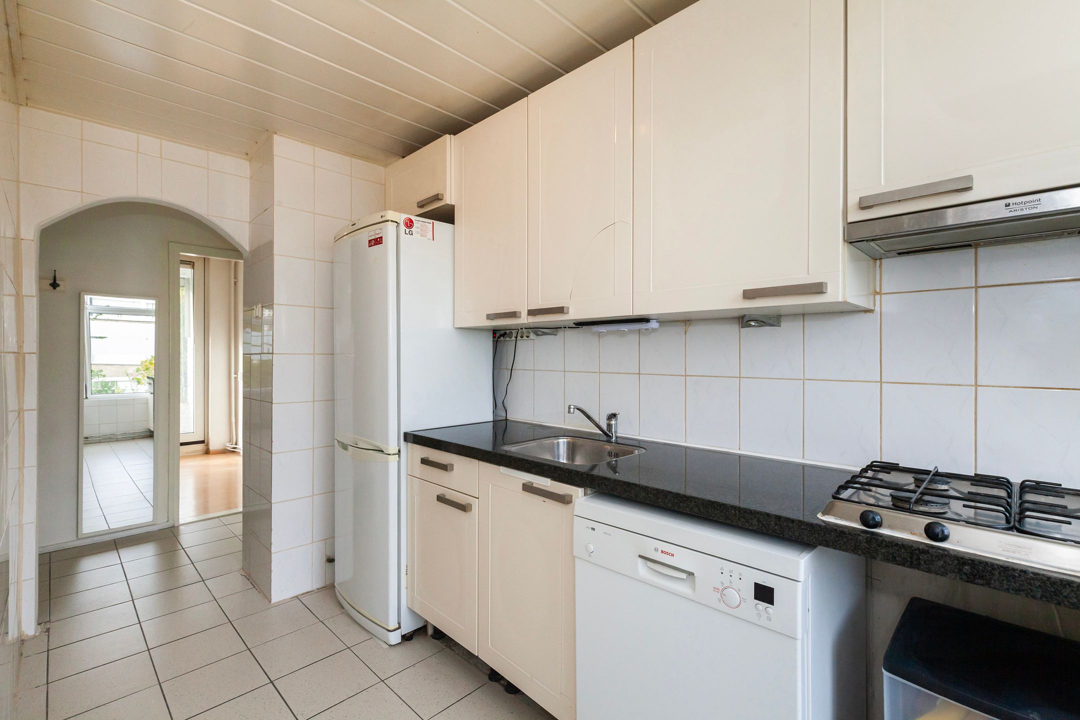 Photo 3 of Datheenstraat 225