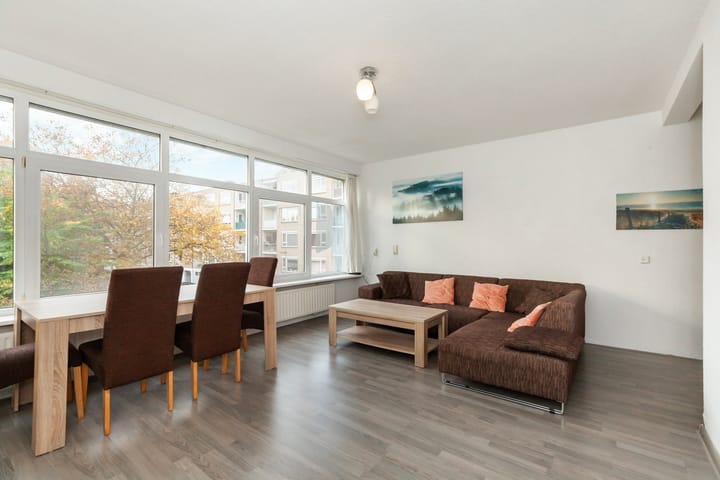 Photo 9 of Datheenstraat 225