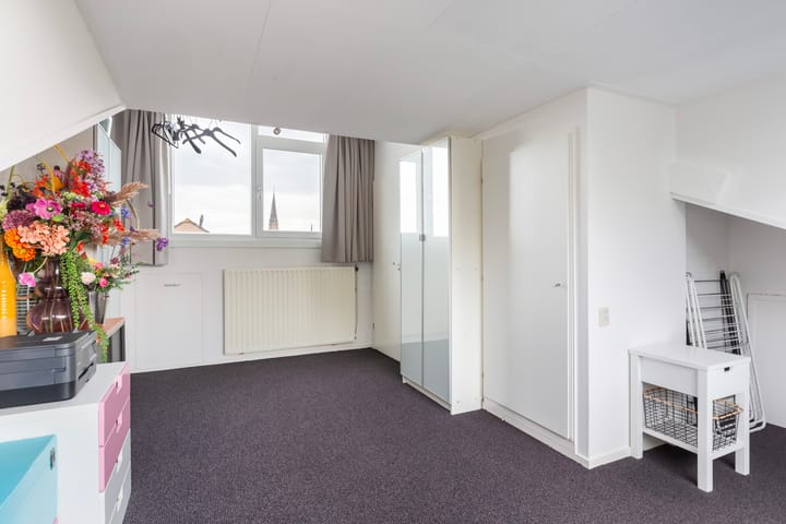 Photo 47 of Schildtale 9