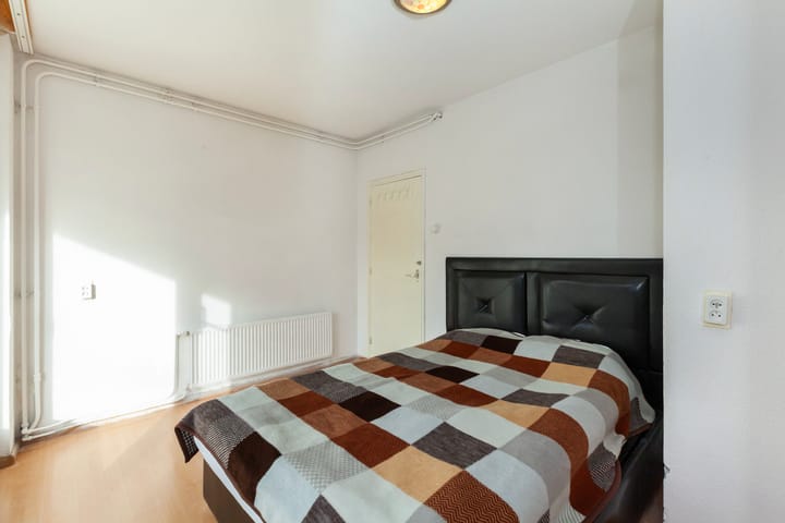 Photo 19 of Datheenstraat 225