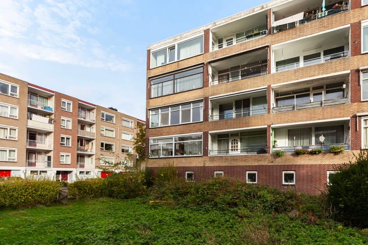 Photo 32 of Datheenstraat 225