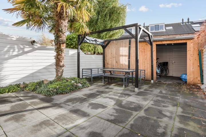 Foto 11 van Wim Sonneveldstraat 4