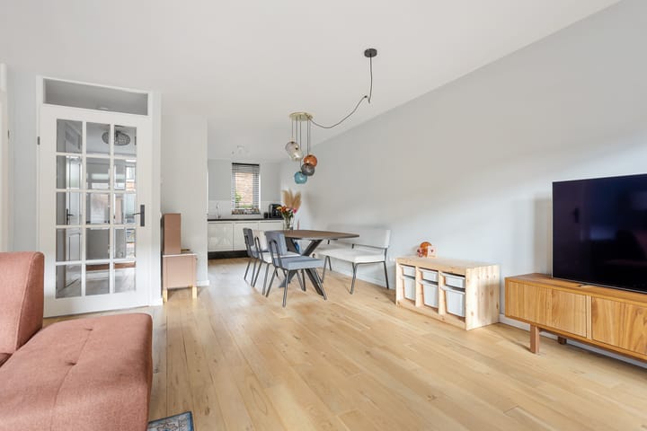 Foto 13 van Wim Sonneveldstraat 4