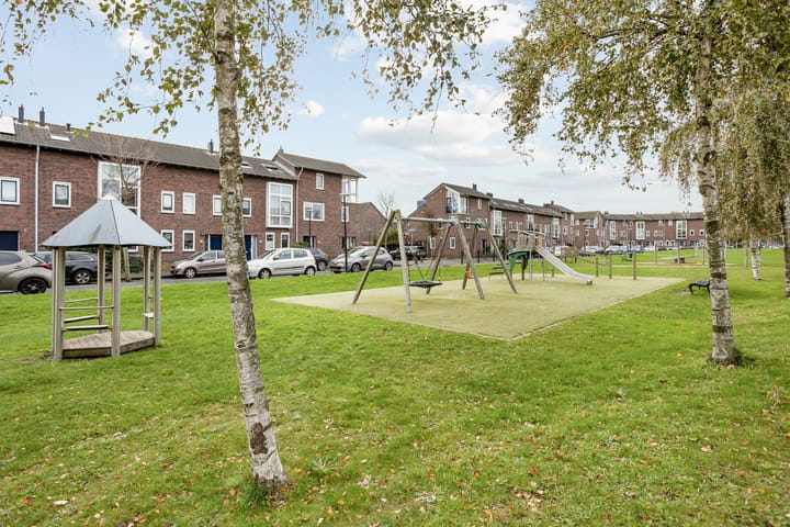 Foto 36 van Wim Sonneveldstraat 4