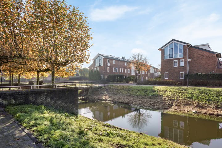 Foto 38 van Wim Sonneveldstraat 4