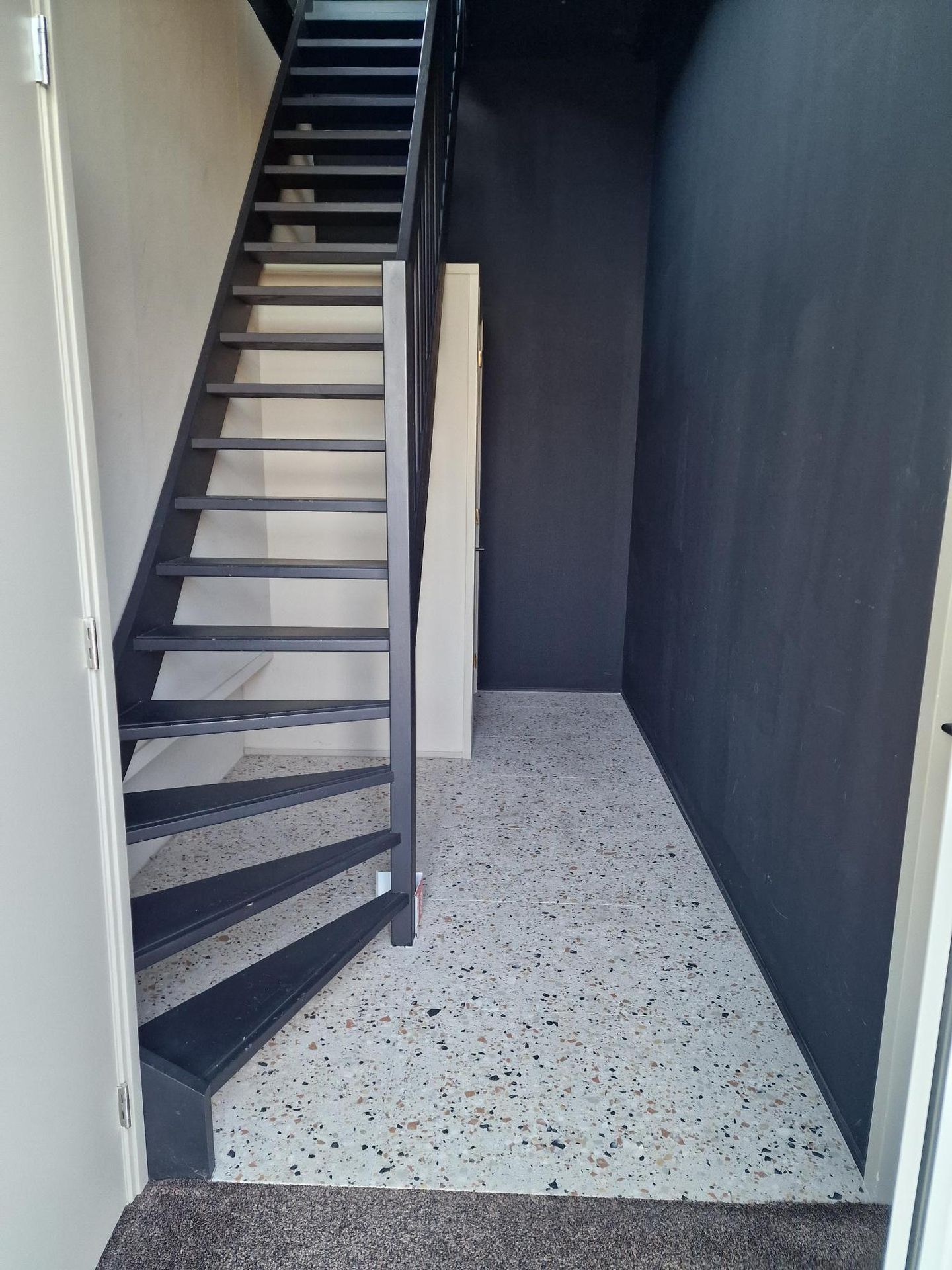 View photo 3 of Raasdorperweg 183-N