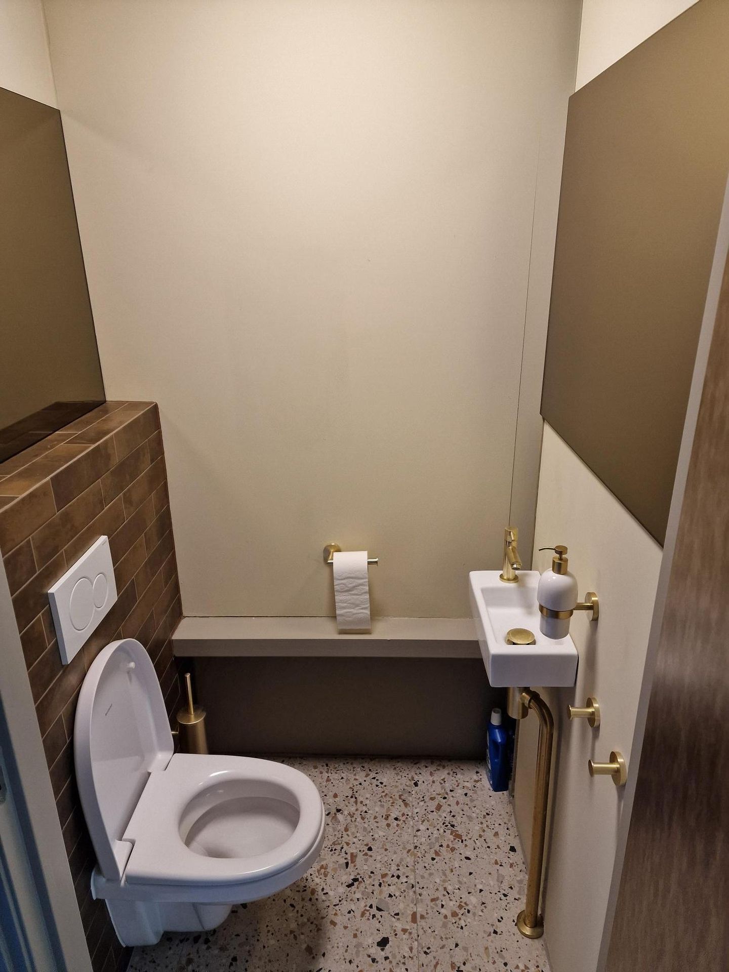 View photo 4 of Raasdorperweg 183-N