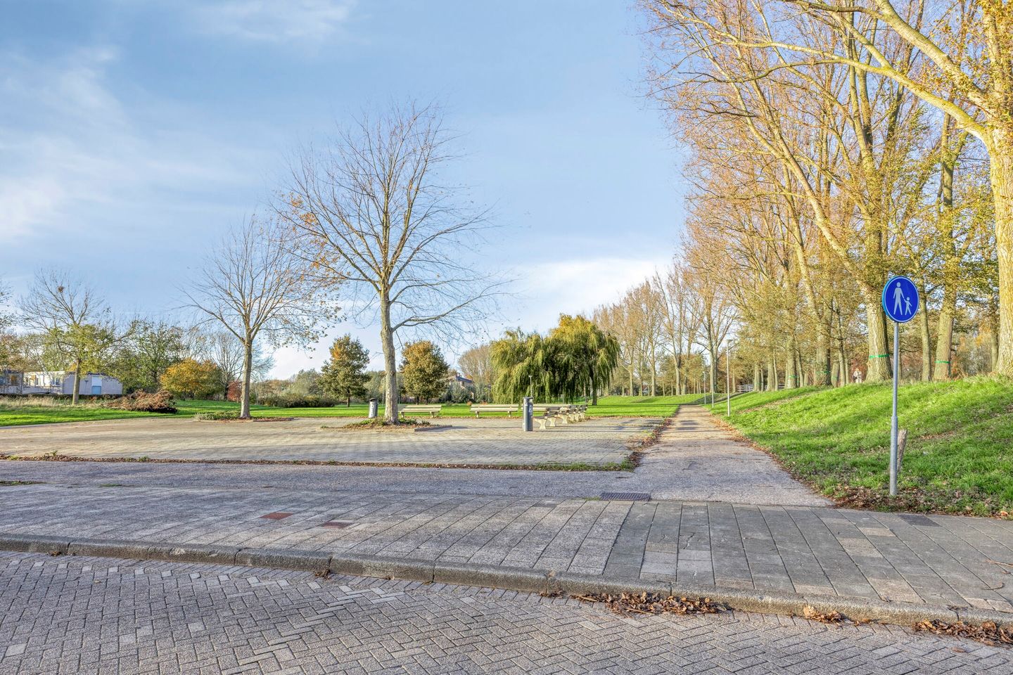 Foto 40 van Charlie Parkersingel 47