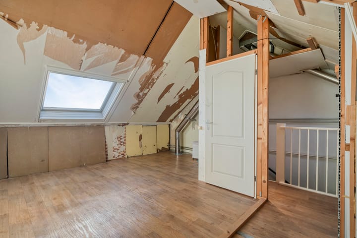 Photo 21 of P. van Anrooystraat 14