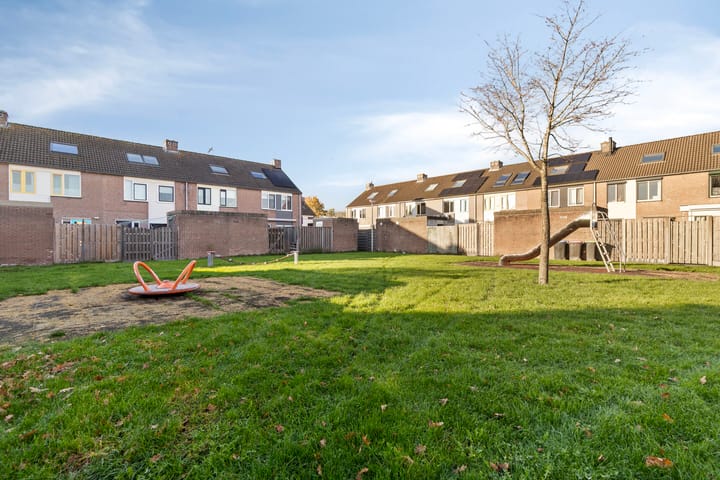 Photo 24 of P. van Anrooystraat 14