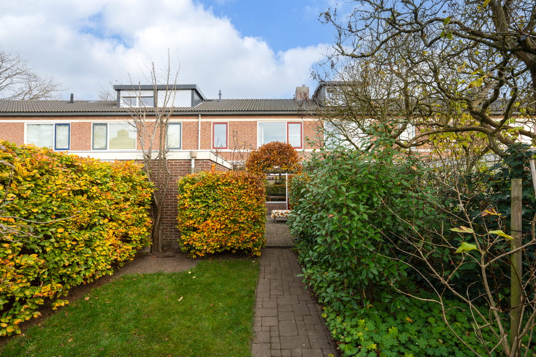 Photo 2 of Deken de Raetstraat 8