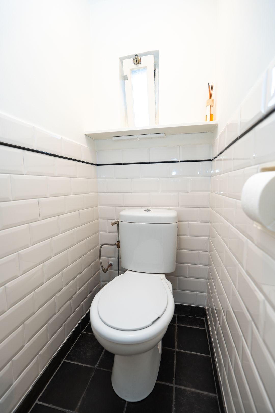Photo 7 of Deken de Raetstraat 8
