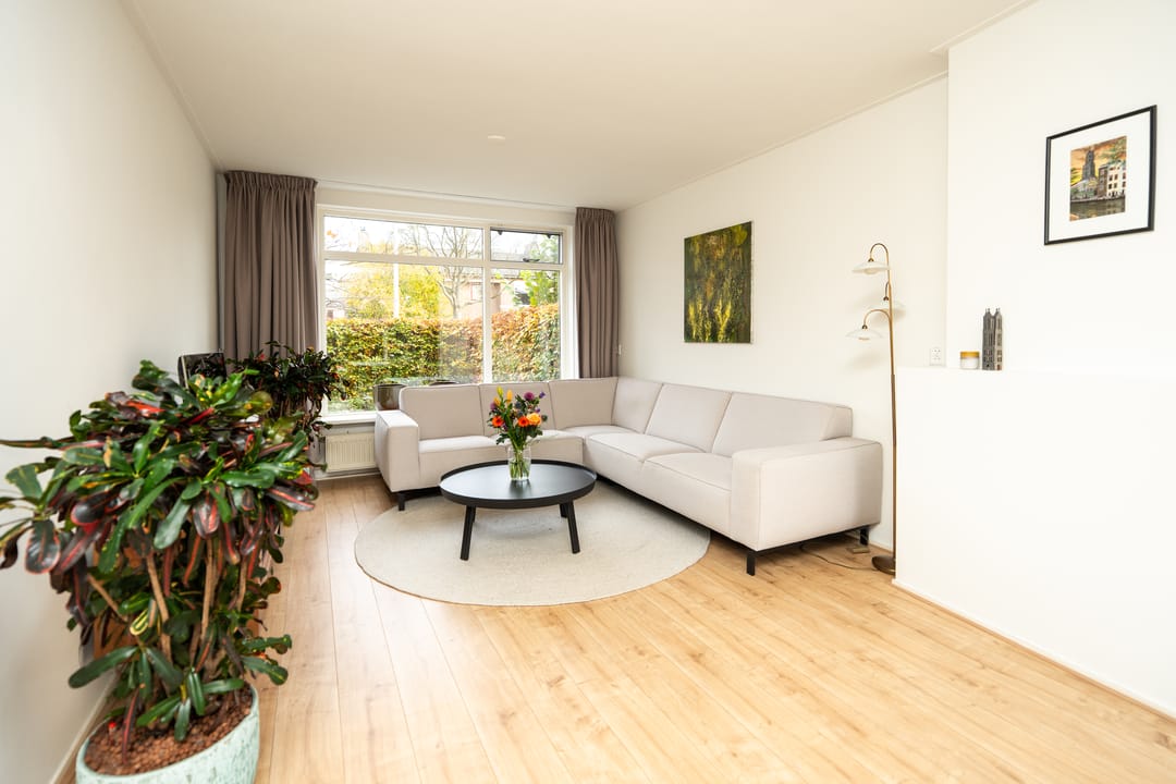 Photo 11 of Deken de Raetstraat 8